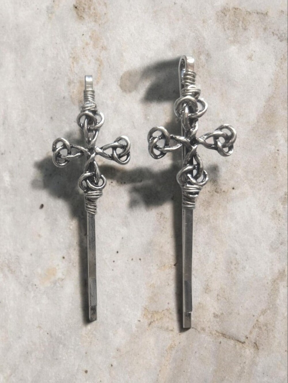 Hair pins
